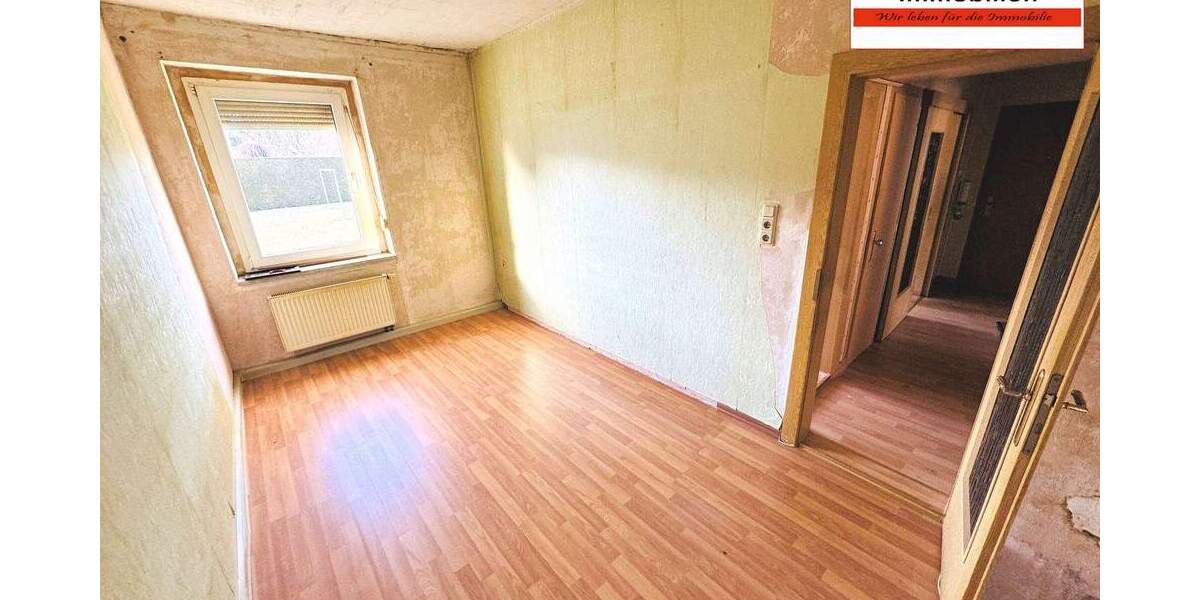 Etagenwohnung Teuchern Wildschütz - 3 Zimmer, 60 m&sup2;, 35.000&euro; | Angebot:25779008