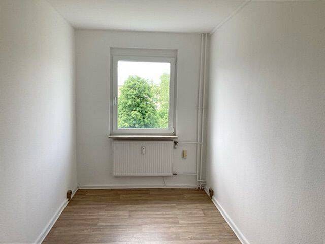 Etagenwohnung Hermsdorf - 3 Zimmer, 60 m&sup2;, 340&euro; | Angebot:26824936