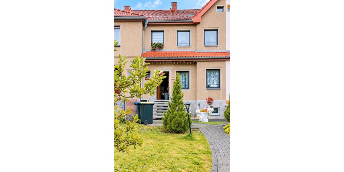 Reihenhaus Ronneburg - 4 Zimmer, 149 m&sup2;, 170.000&euro; | Angebot:27415878