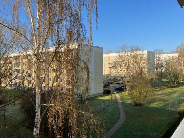 Etagenwohnung Gera Lusan - 4 Zimmer, 89 m&sup2;, 490&euro; | Angebot:26879183