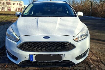 Ford Focus 54.311 km 9.100 &euro; Gera 07552