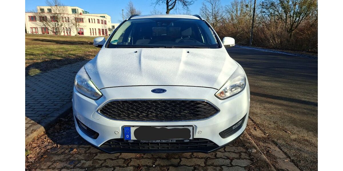 Ford Focus 54.311 km 9.680 &euro; Gera 07552