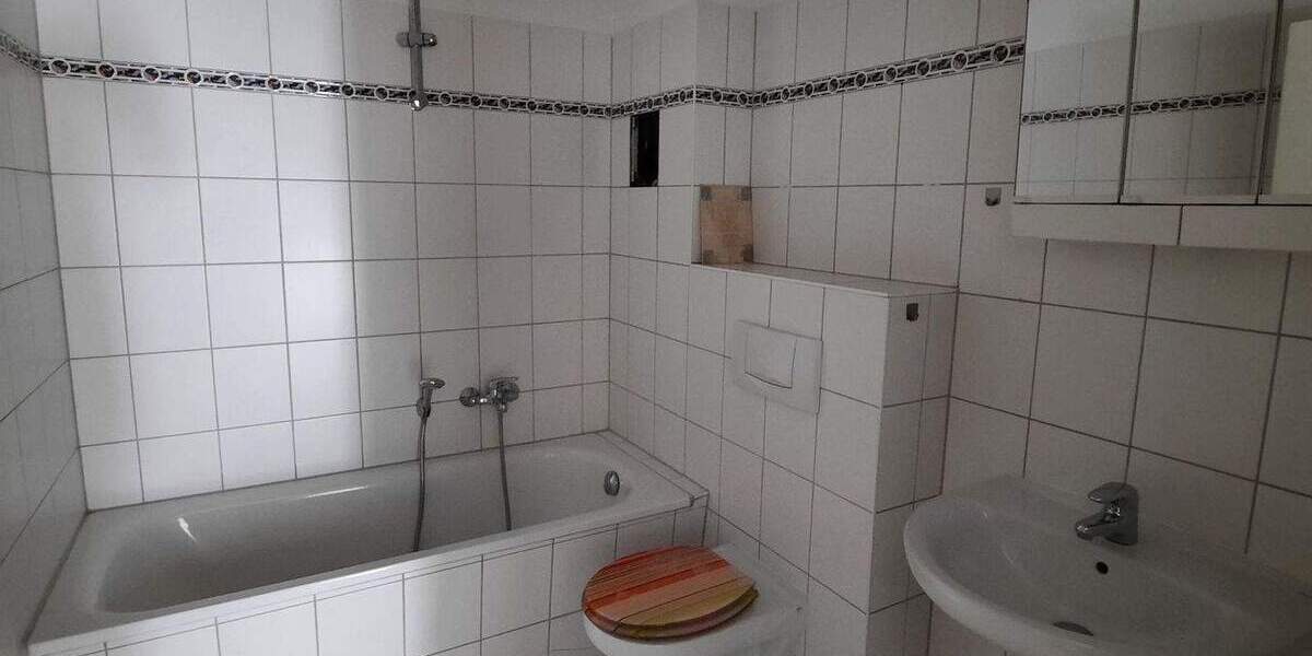 Etagenwohnung Gera Debschwitz - 3 Zimmer, 58 m&sup2;, 360&euro; | Angebot:25749201