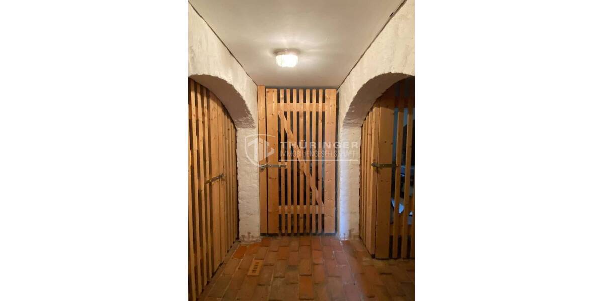 Etagenwohnung Gera Innenstadt - 2 Zimmer, 55 m&sup2;, 79.950&euro; | Angebot:26080142