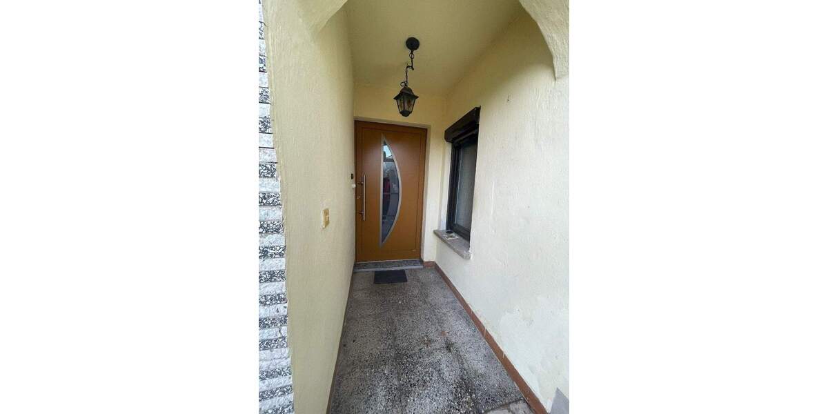 Doppelhaushälfte Droyßig - 4 Zimmer, 100 m&sup2;, 125.000&euro; | Angebot:25689985