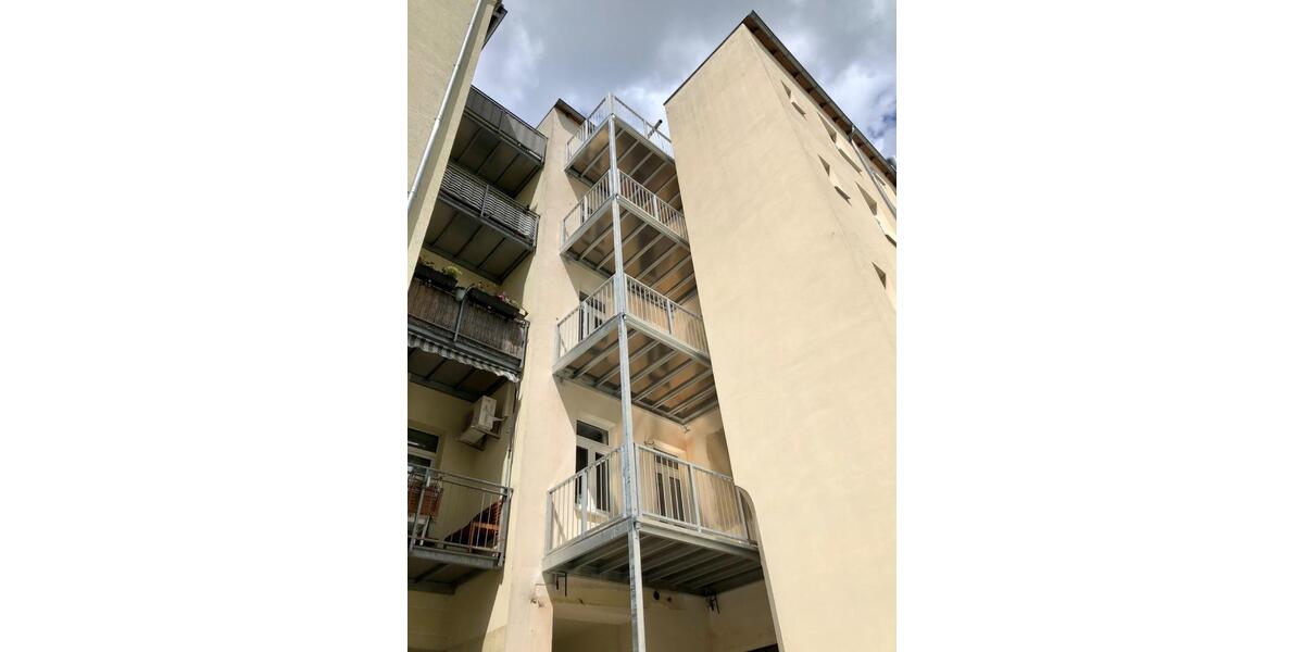 Etagenwohnung Gera Lusan - 4 Zimmer, 108 m&sup2;, 815&euro; | Angebot:25842514