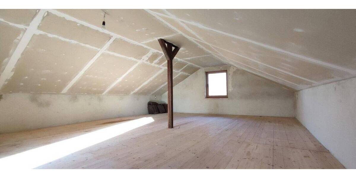 Einfamilienhaus Zeulenroda - 5 Zimmer, 120 m&sup2;, 330.000&euro; | Angebot:25996821