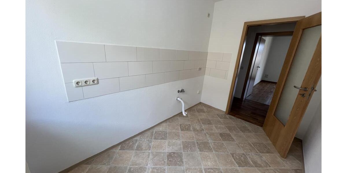 Schicke 3-Raum Wohnung mit modernem Bad, Balkon und Gartennutzung in ruhiger Anliegerstraße! - Etagenwohnung Gera Ostviertel | Angebot:26336738