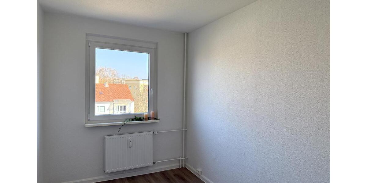 Erdgeschoßwohnung Gera Alt-Bieblach - 3 Zimmer, 70 m&sup2;, 484&euro; | Angebot:26534024