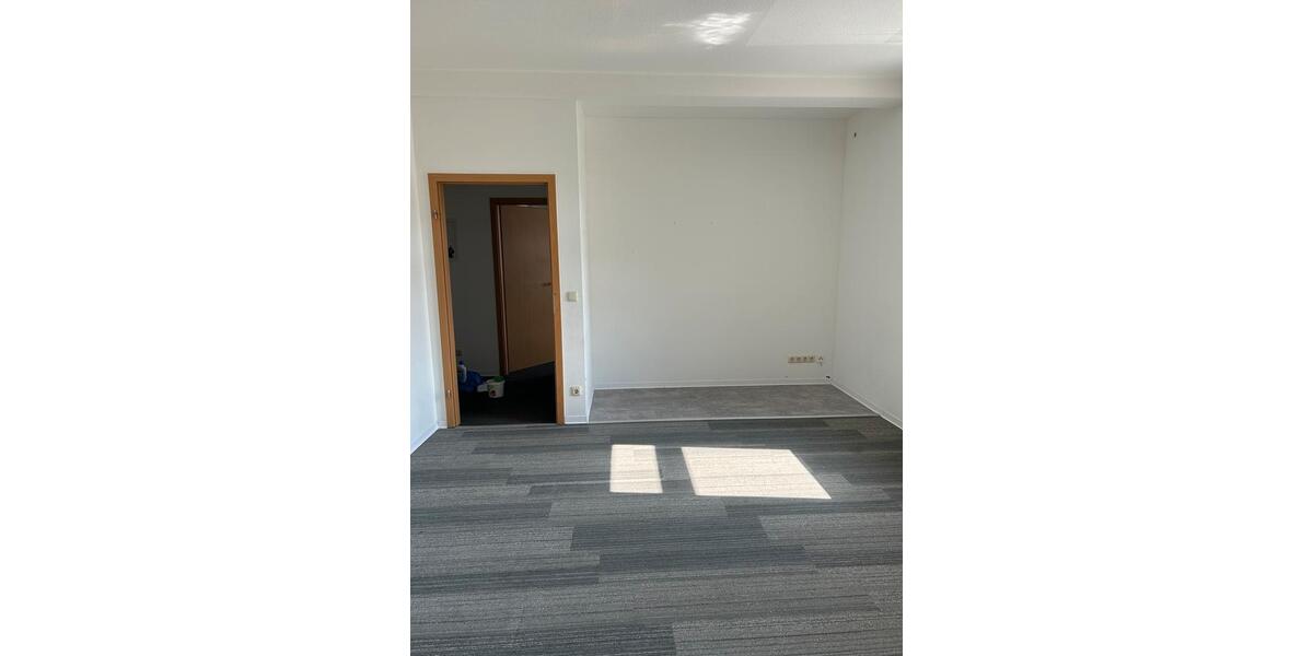 Erdgeschoßwohnung Zeitz - 2 Zimmer, 56 m&sup2;, 530&euro; | Angebot:25837945