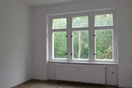 Zimmer Zeitz Aue - 3 Zimmer, 58 m&sup2;, 300&euro; | Angebot:25877233