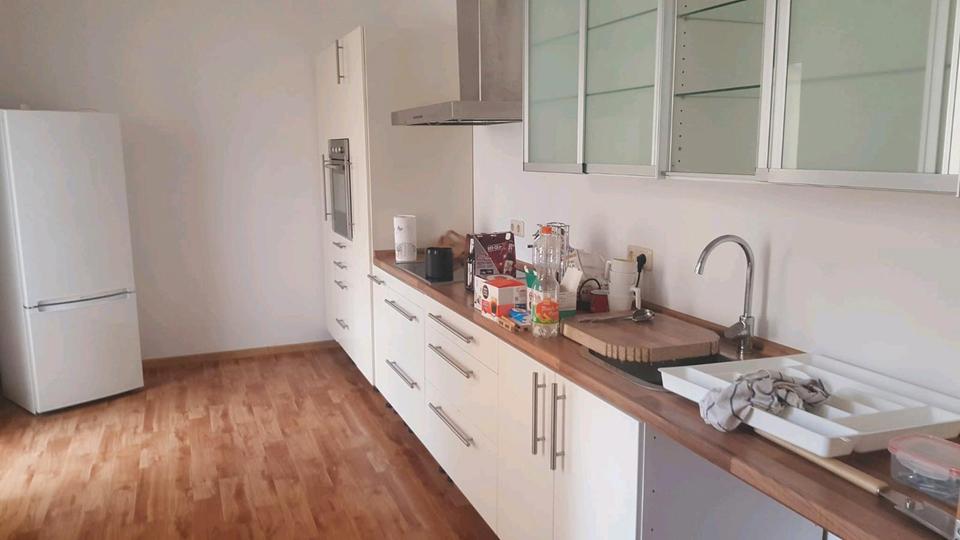Dachgeschoßwohnung Gera - 3 Zimmer, 83 m&sup2;, 800&euro; | Angebot:26451510