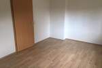 Etagenwohnung Teuchern - 2 Zimmer, 53 m&sup2;, 45.000&euro; | Angebot:26703157