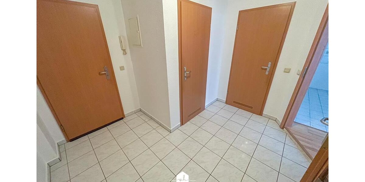 Erdgeschoßwohnung Gera Alt-Bieblach - 2 Zimmer, 71 m&sup2;, 390&euro; | Angebot:24868707