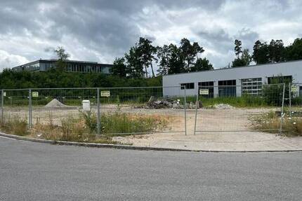 Freies Gewerbegrundstück mit exzellenter Lage im Süden von Lauf an der Pegnitz