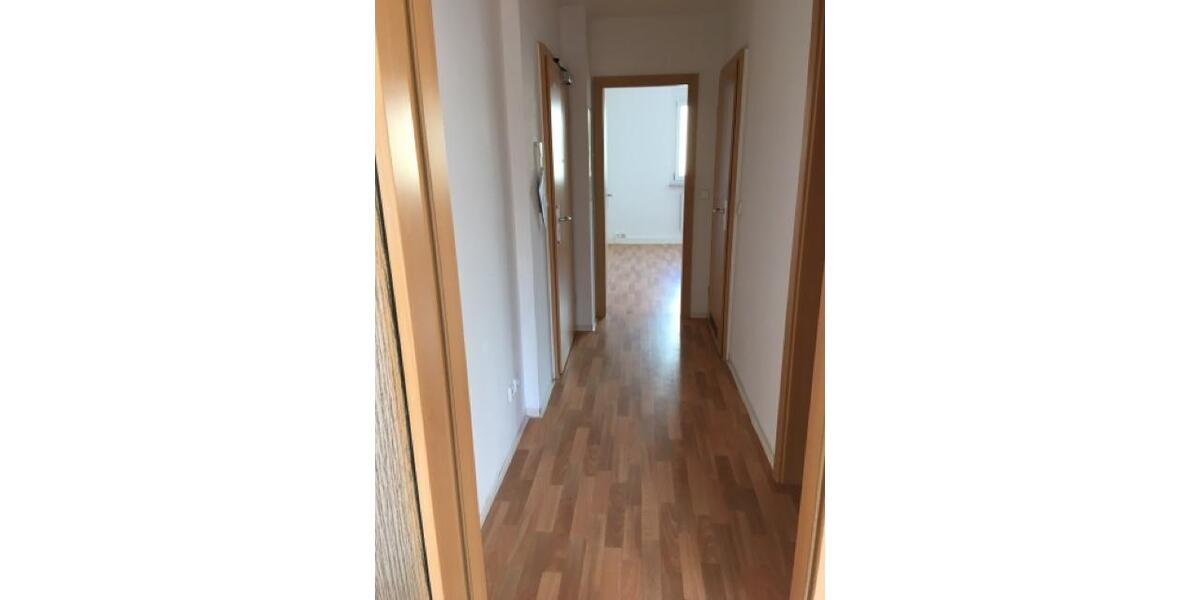 Etagenwohnung Gera Lusan - 2 Zimmer, 49 m&sup2;, 320&euro; | Angebot:26148449
