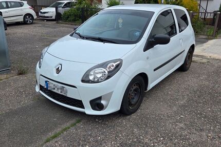 Renault Twingo 64.000 km 2.200 &euro; Gera 07549