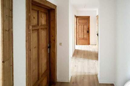 Zimmer Altenburg Nord - 2 Zimmer, 60 m&sup2;, 295&euro; | Angebot:26306362