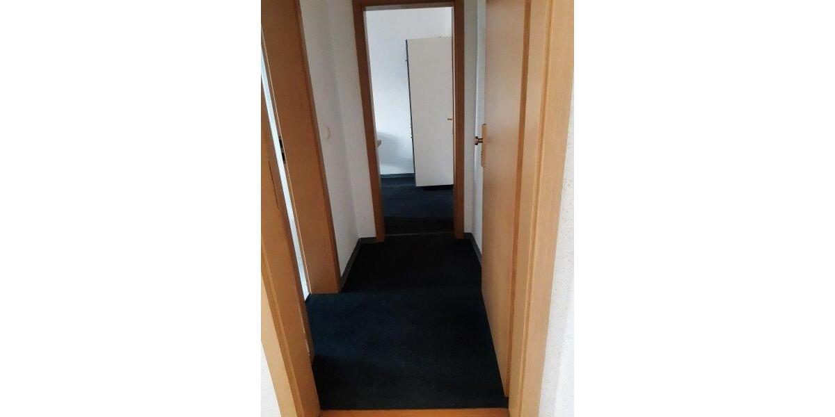 Etagenwohnung Zeitz - 1 Zimmer, 40 m&sup2;, 220&euro; | Angebot:26549777