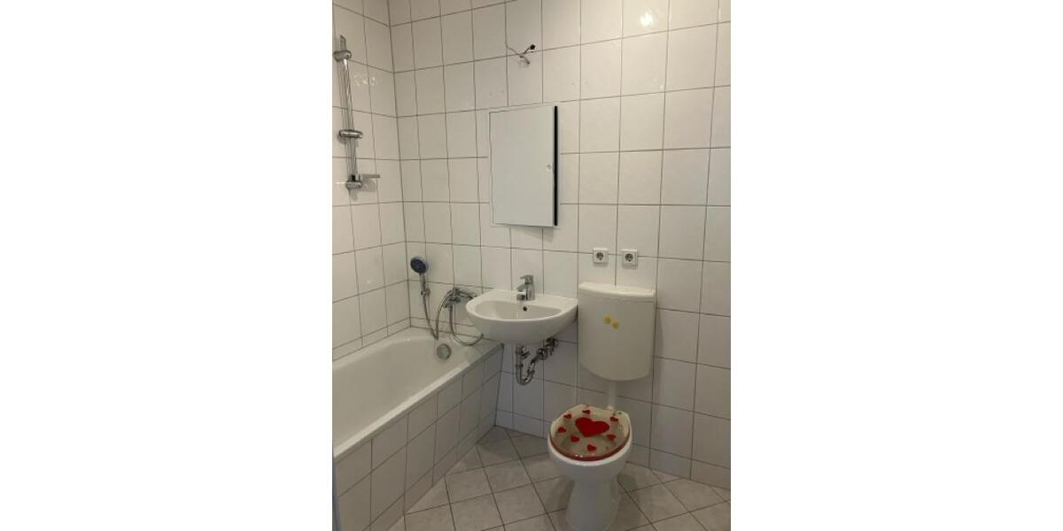Etagenwohnung Gera Lusan - 2 Zimmer, 55 m&sup2;, 310&euro; | Angebot:25349927
