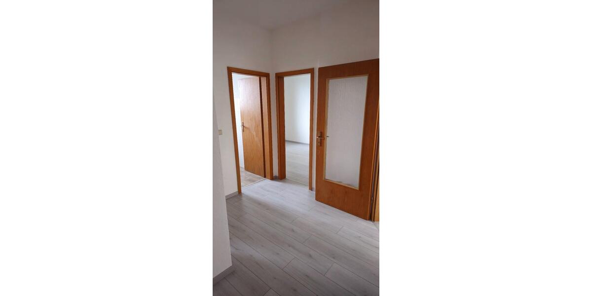 Erdgeschoßwohnung Zeulenroda-Triebes Triebes - 3 Zimmer, 67 m&sup2;, 450&euro; | Angebot:26196828