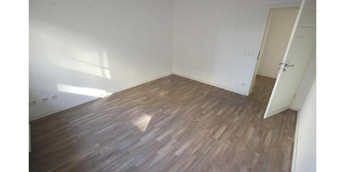 moderne 1 Raum-Wohnung mit 15 m² großer Terrasse und Mietergarten! - Erdgeschoßwohnung Gera Pforten | Angebot:26882352