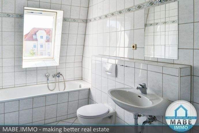 Einziehen und wohlfühlen - 2-Raum-Wohnung mit Balkon und Tiefgaragenstellplatz!