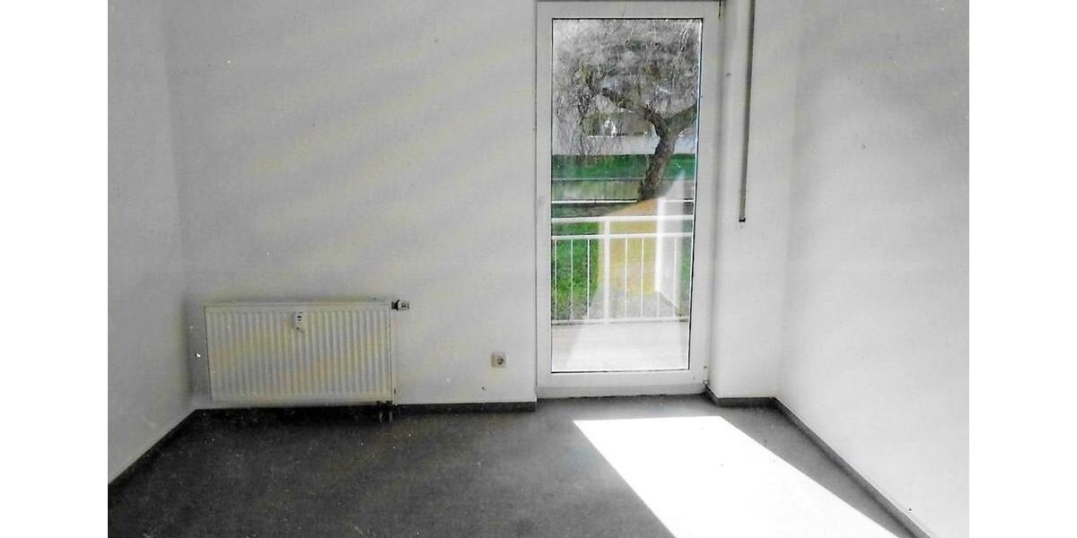 Erdgeschoßwohnung Altenburg - 2 Zimmer, 39 m&sup2;, 38.000&euro; | Angebot:25900798