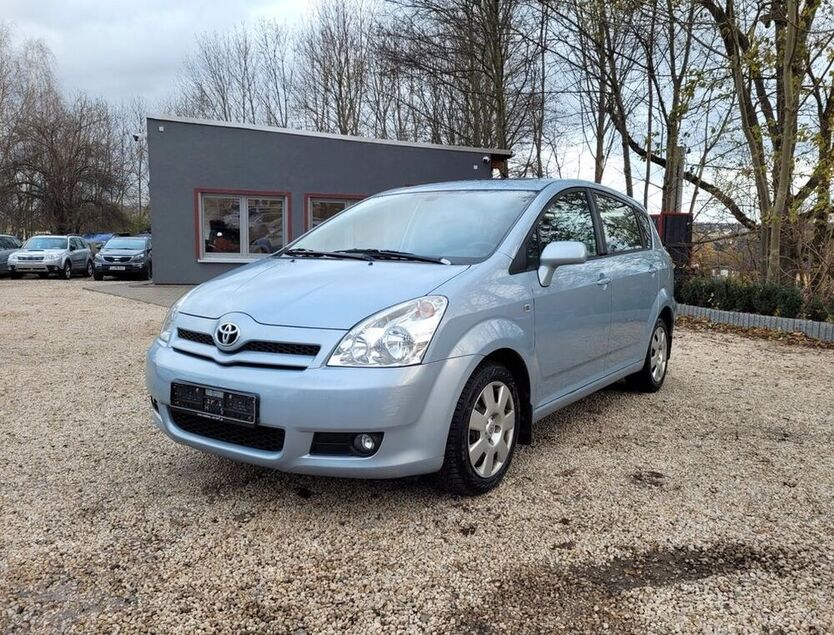 Corolla Verso