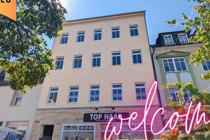 ++ attraktive, renovierte 3-Raum Wohnung in zentraler Lage, direkt am Markt in Meerane ++