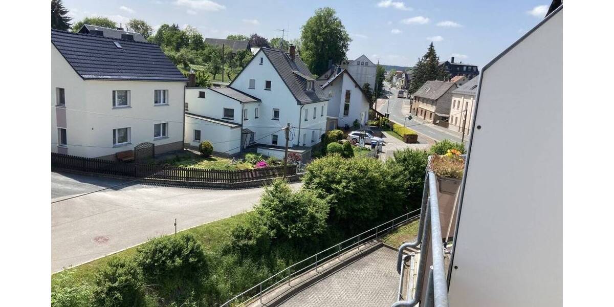 Etagenwohnung Fraureuth - 3 Zimmer, 73 m&sup2;, 510&euro; | Angebot:26597705