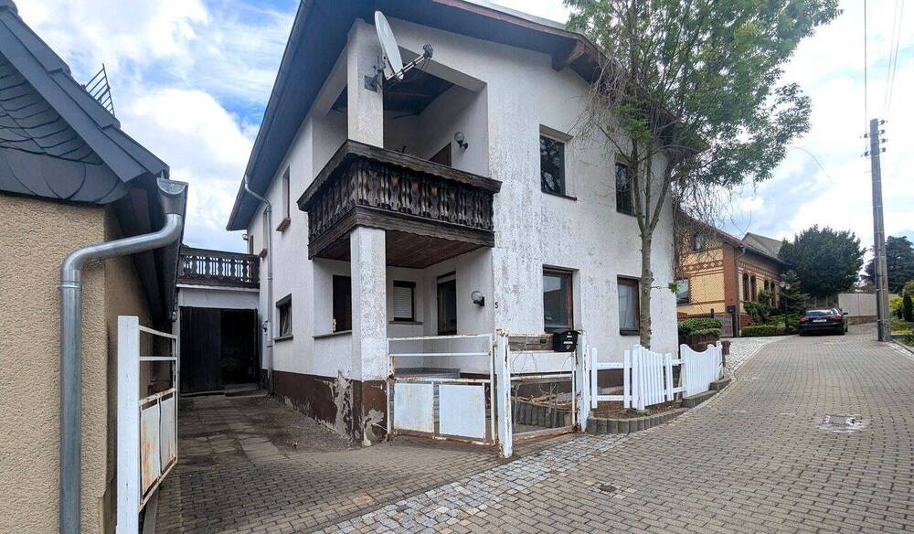 Mehrfamilienhaus, Wohnhaus Hermsdorf - 6 Zimmer, 155 m&sup2;, 79.000&euro; | Angebot:25703141