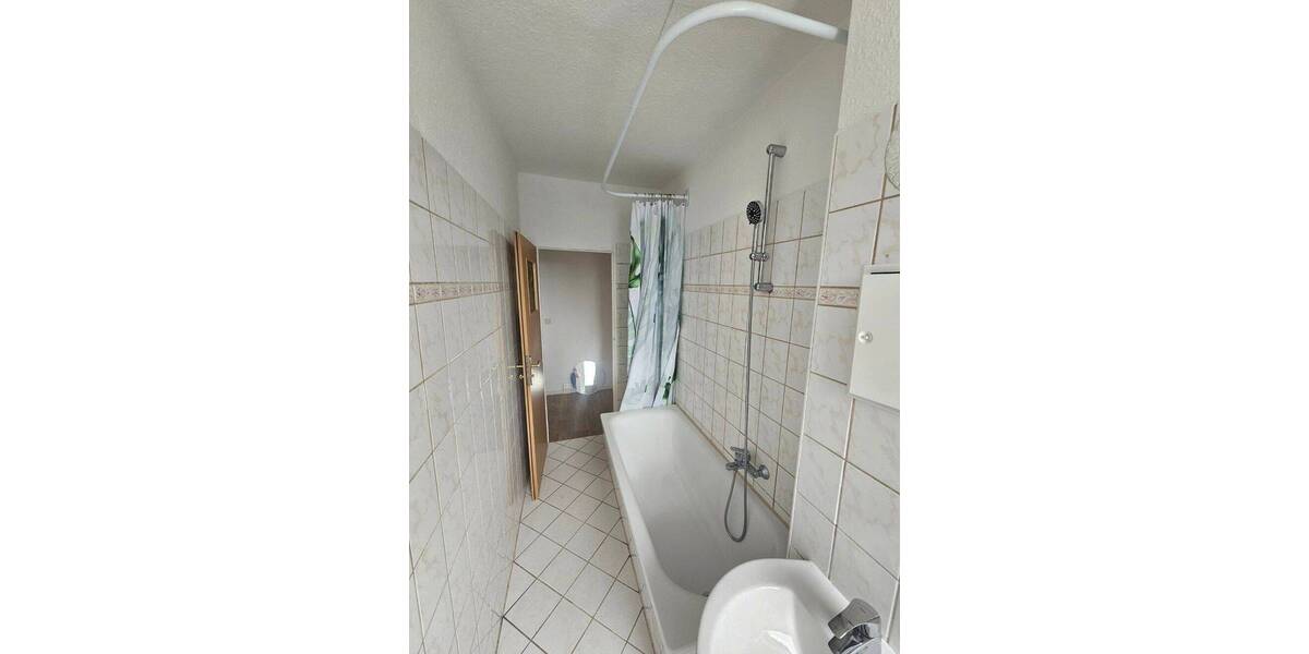 Etagenwohnung Altenburg Südost - 3 Zimmer, 59 m&sup2;, 335&euro; | Angebot:26555426