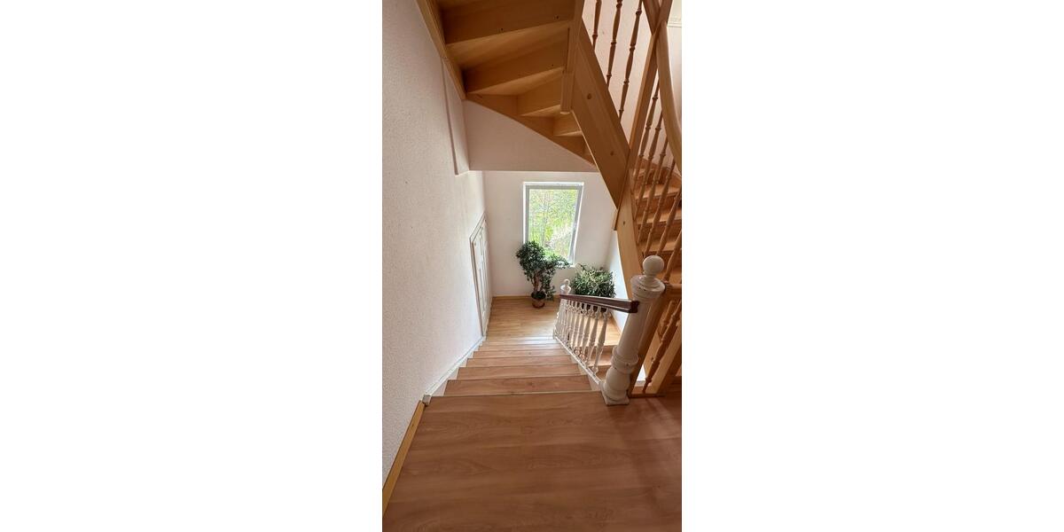 Etagenwohnung Altenburg - 2 Zimmer, 54 m&sup2;, 491&euro; | Angebot:25255539
