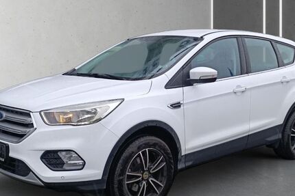 Ford Kuga 70.256 km 13.598 € Weida 07570
