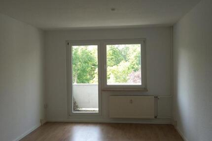 helle, freundlich, praktisch geschnittene 4-Raum-Wohnung in Gera Lusan 4 zimmer