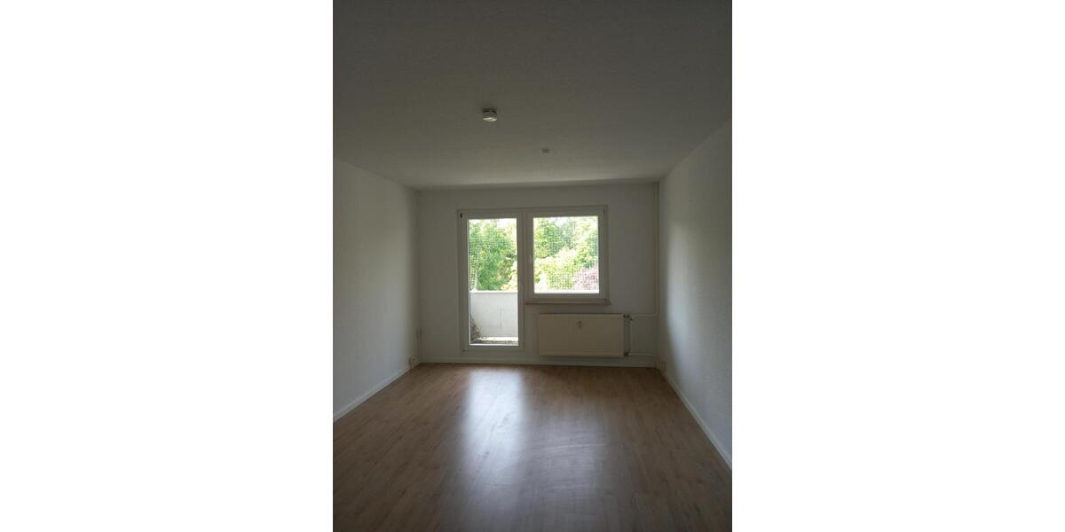 helle, freundlich, praktisch geschnittene 4-Raum-Wohnung in Gera Lusan 4 zimmer