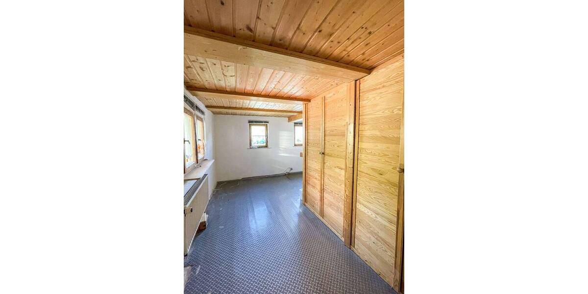 Einfamilienhaus Meerane Crotenlaide - 6 Zimmer, 150 m&sup2;, 49.000&euro; | Angebot:26499675