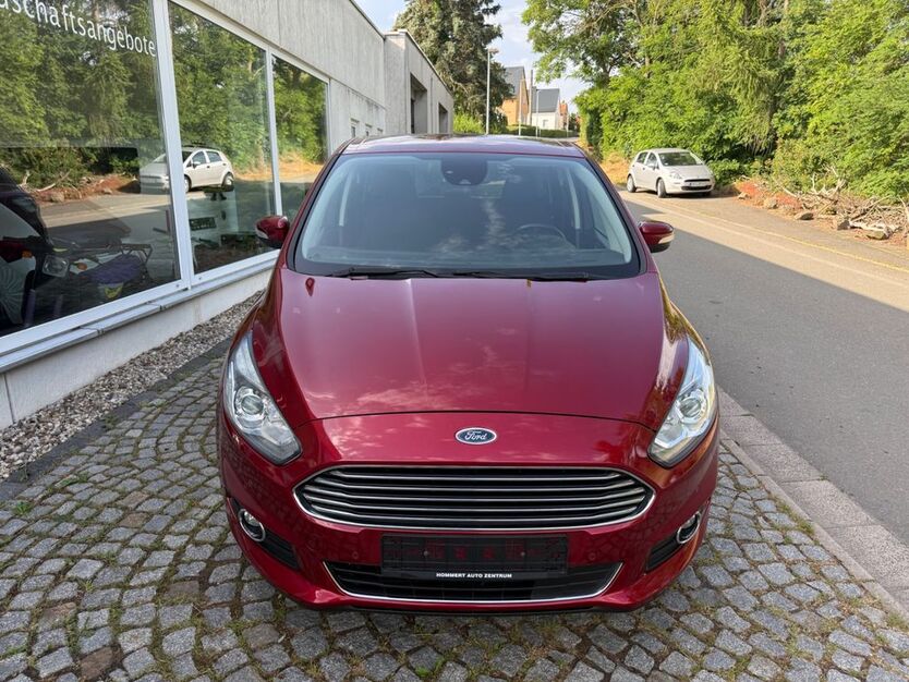 Ford S-Max 88.850 km 15.900 € Hohenölsen 07570