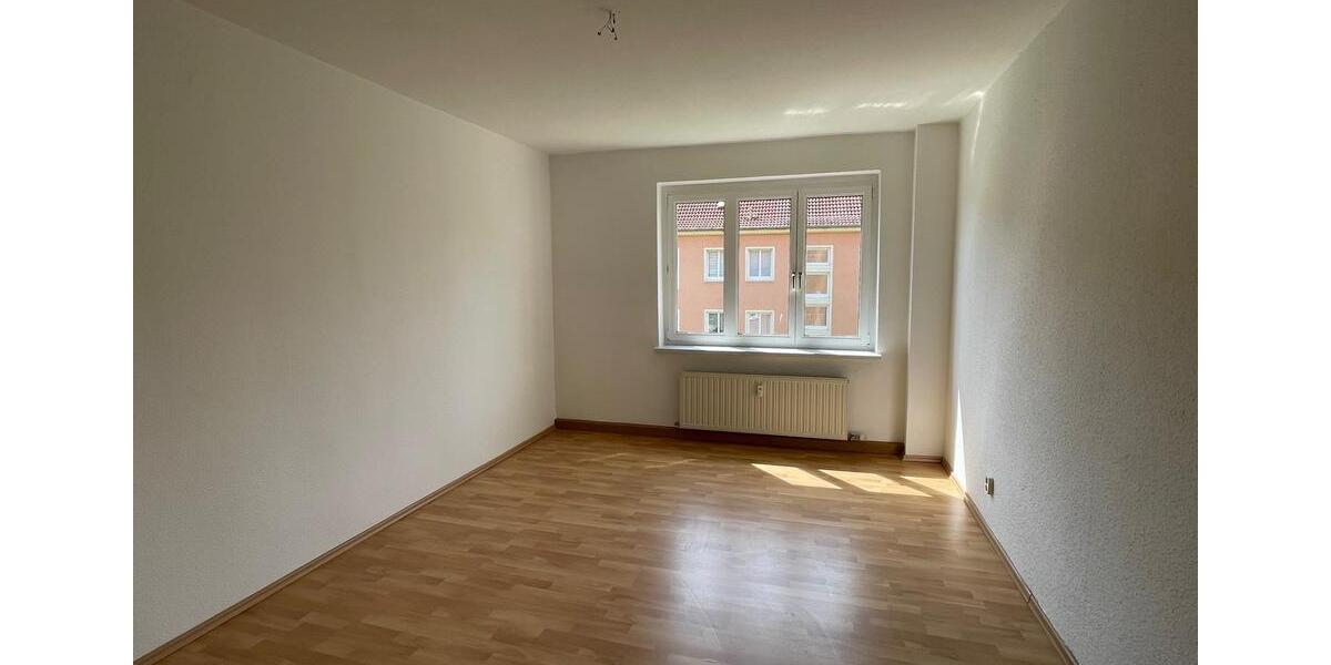 Etagenwohnung Gera Alt-Bieblach - 3 Zimmer, 64 m&sup2;, 384&euro; | Angebot:24254133