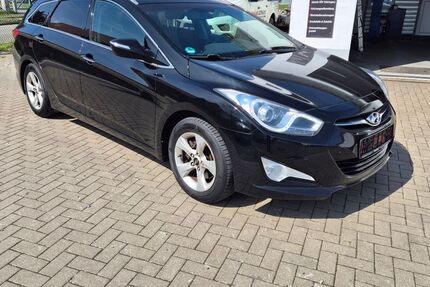Hyundai i40 170.000 km 4.299 &euro; Weida 07570
