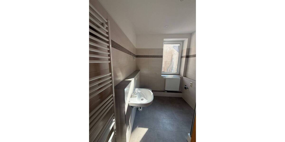 Etagenwohnung Gera Innenstadt - 2 Zimmer, 51 m&sup2;, 390&euro; | Angebot:26188073