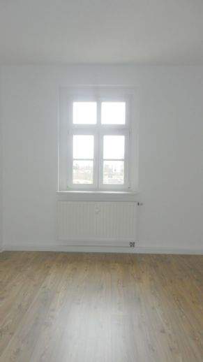 Etagenwohnung Zeulenroda-Triebes Zeulenroda - 3 Zimmer, 74 m&sup2;, 410&euro; | Angebot:26751572