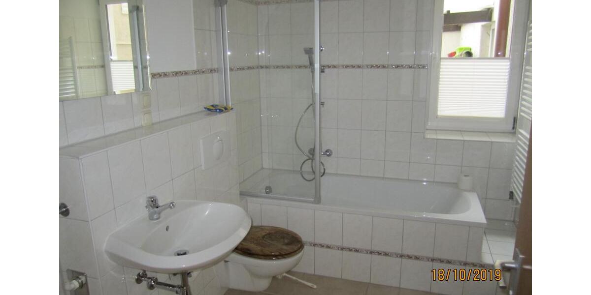 Erdgeschoßwohnung Meuselwitz - 2 Zimmer, 50 m&sup2;, 300&euro; | Angebot:24651531