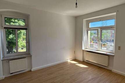 Wohnung Gera Debschwitz - 3 Zimmer, 58 m&sup2;, 335&euro; | Angebot:26848427