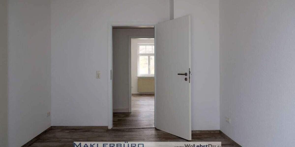 Etagenwohnung Greiz - 3 Zimmer, 82 m&sup2;, 599&euro; | Angebot:25152765