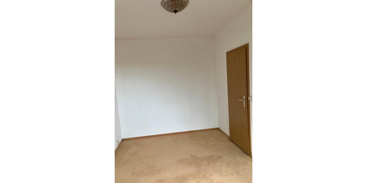 Etagenwohnung Gera Bieblach-Ost - 4 Zimmer, 92 m&sup2;, 79.500&euro; | Angebot:26148850