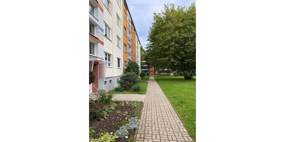 Etagenwohnung Gera Debschwitz - 2 Zimmer, 48 m&sup2;, 59.950&euro; | Angebot:25245388