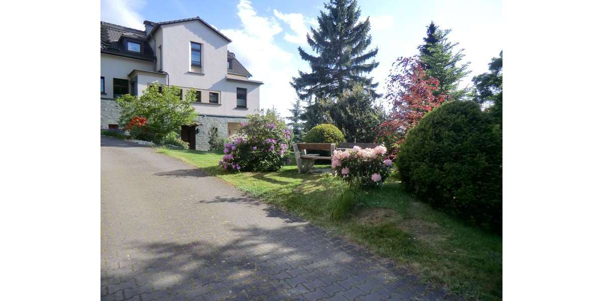 Einfamilienhaus Werdau - 6 Zimmer, 180 m&sup2;, 345.000&euro; | Angebot:26754553