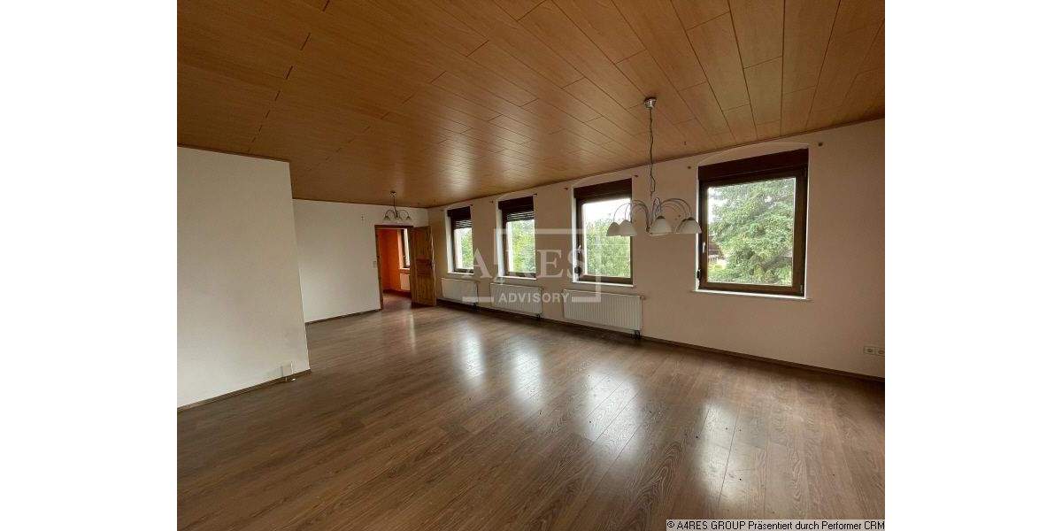 Mehrfamilienhaus, Wohnhaus Meerane - 1 Zimmer, 358 m&sup2;, 135.000&euro; | Angebot:25776423